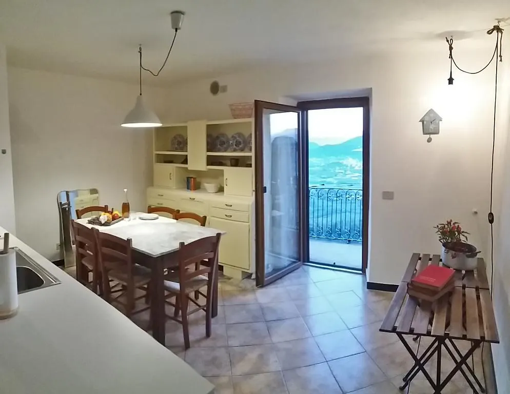 Dolce Casa Apartment Vezzano Ligure
