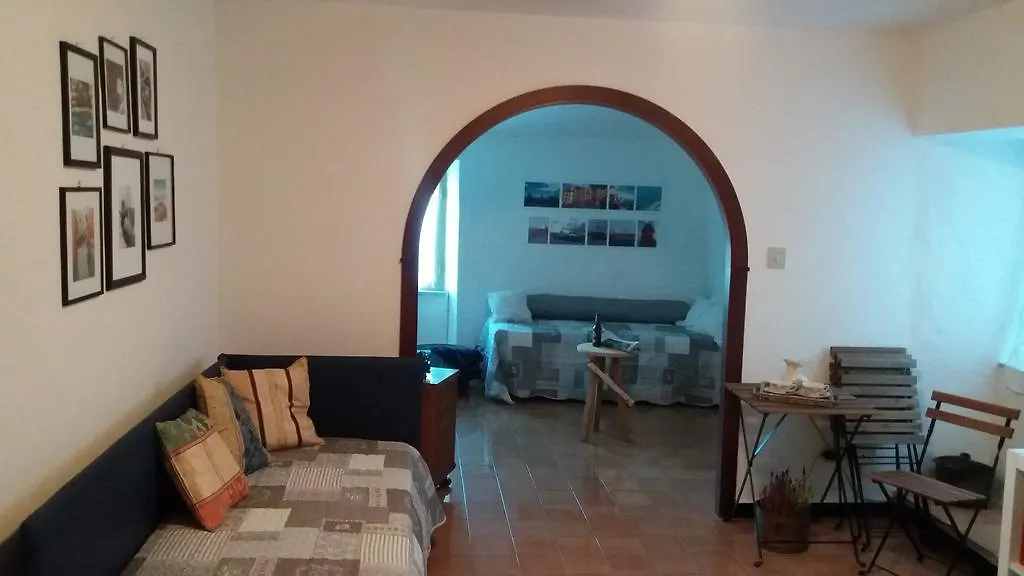 Dolce Casa Apartment Vezzano Ligure Italy